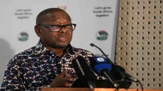 Nzimande warns Nsfas students against duplicate registrations