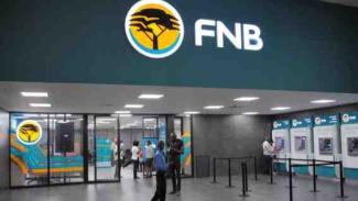 FNB Kenilworth Centre where students can apply for their accounts