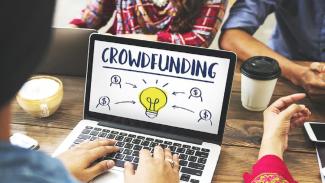 Student considering Feenix crowdfunding